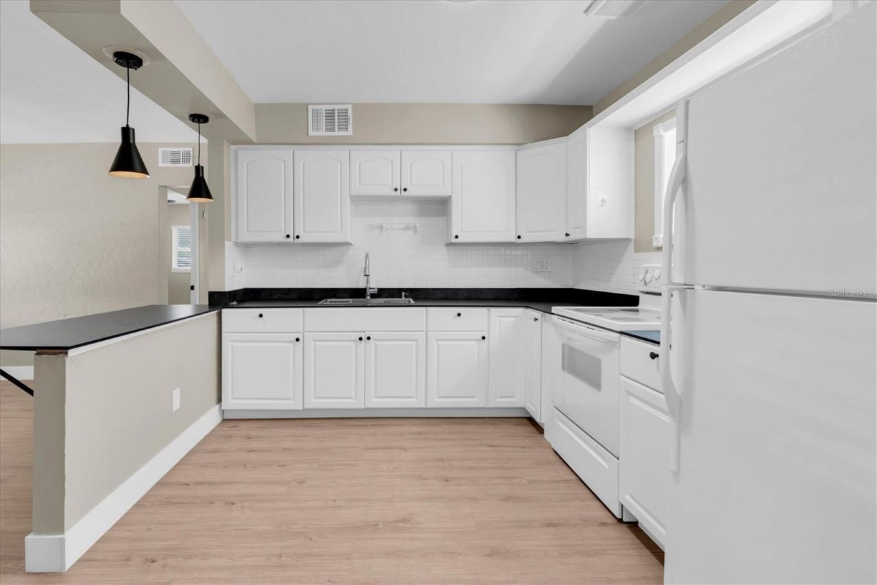 3926 40th Avenue N, Saint Petersburg, FL 33714 Photo