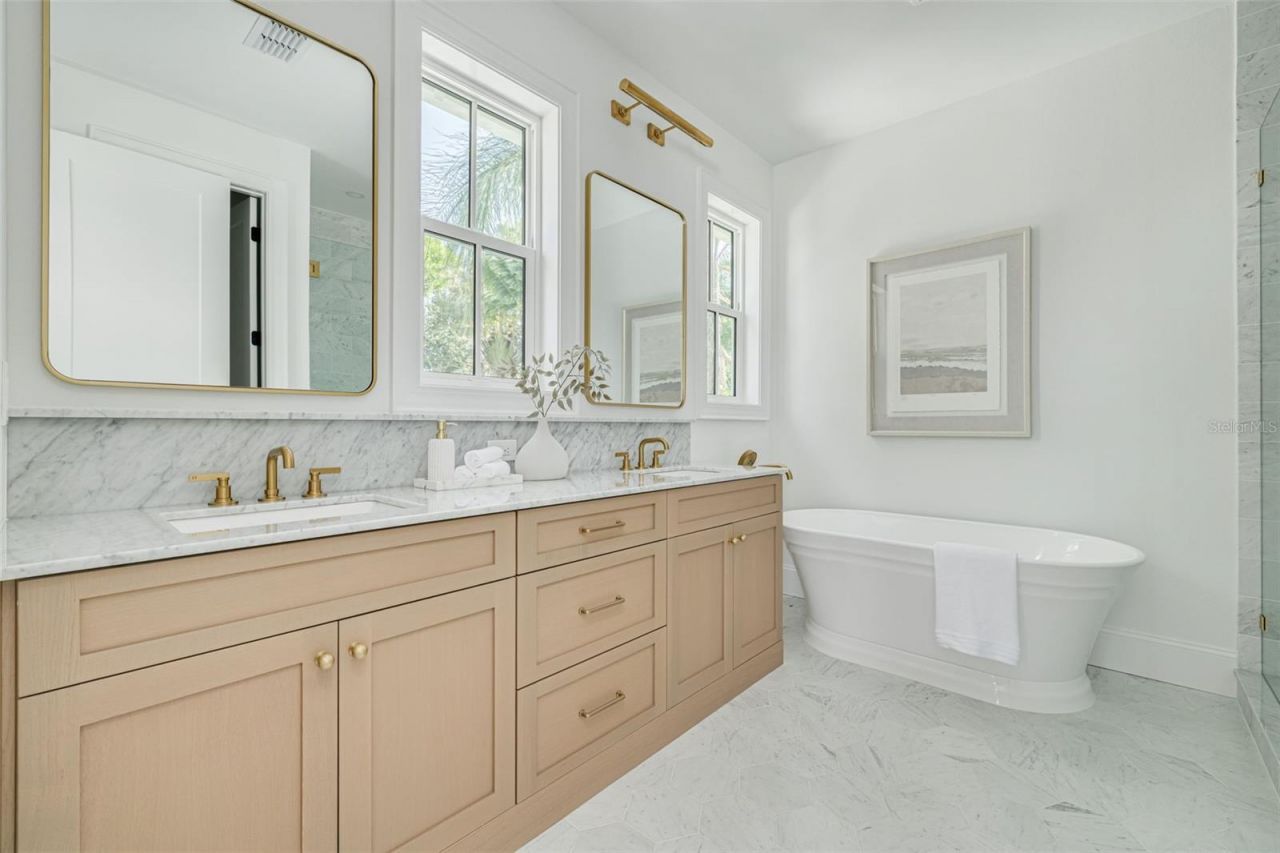 1420 14th Street N, Saint Petersburg, FL 33704 Photo