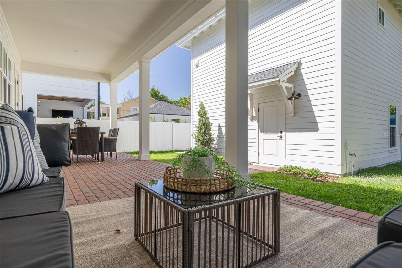 1420 14th Street N, Saint Petersburg, FL 33704 Photo