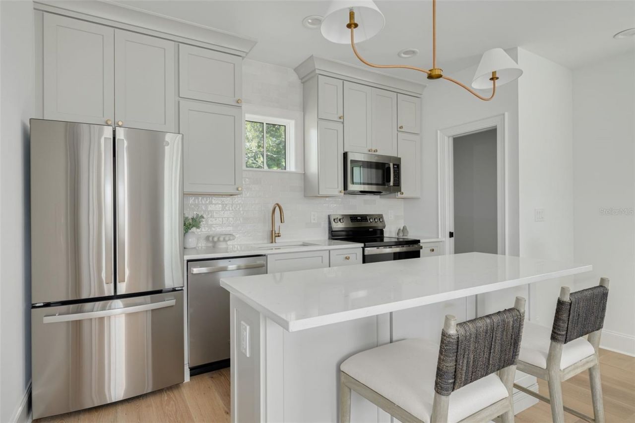 1420 14th Street N, Saint Petersburg, FL 33704 Photo