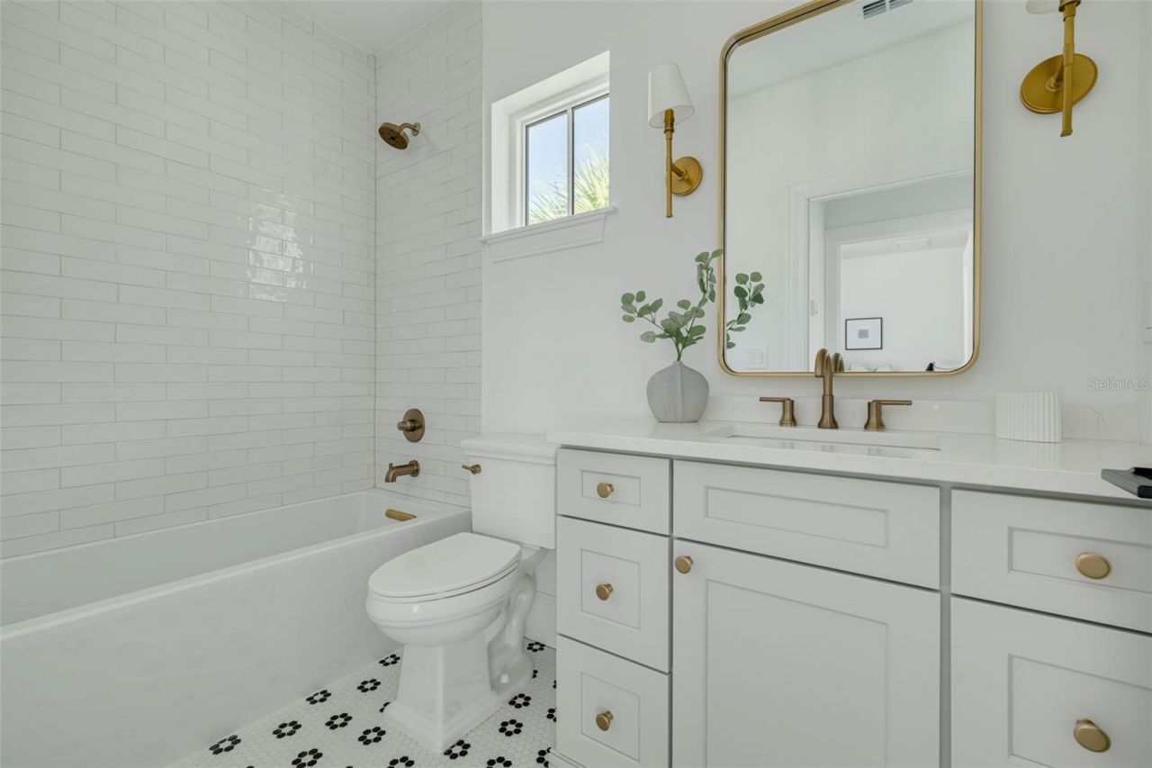 1420 14th Street N, Saint Petersburg, FL 33704 Photo