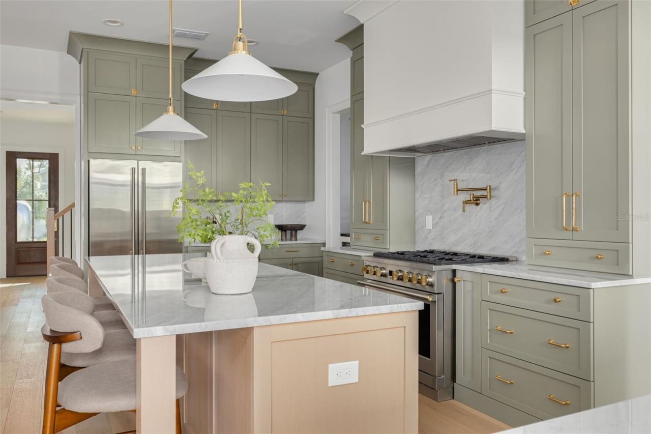 1420 14th Street N, Saint Petersburg, FL 33704 Photo