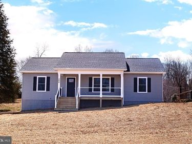 264 DOGWOOD DR , LOUISA, VA 23093