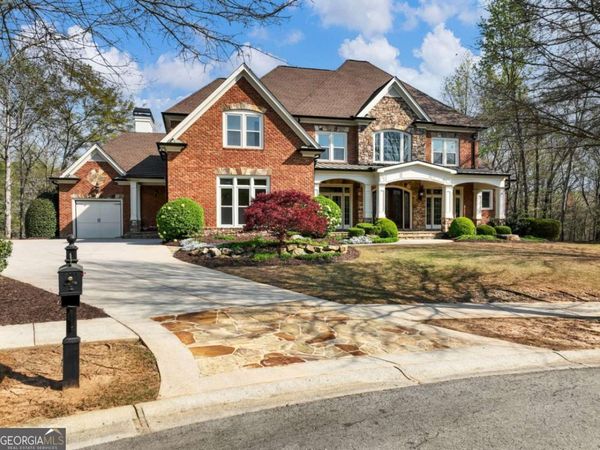 2279 Weeping Oak Drive, Braselton, GA 30517