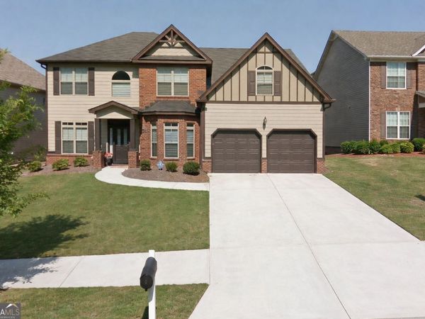 3736 Valley Bluff Lane, Snellville, GA 30039