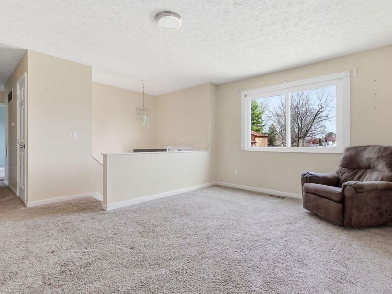 3801 Whetstone Drive, Groveport, OH 43125 Photo 6