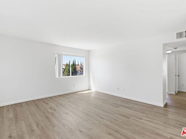 1002 N Edgemont Street, Unit 7, Los Angeles, CA 90029