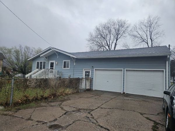 1404 17th Avenue , Viola, IL 61486