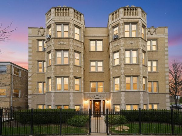 6205 N Oakley Avenue , Unit 2, Chicago, IL 60659