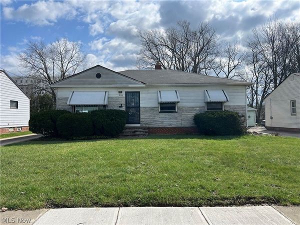 4133 Eastwood Lane , Warrensville Heights, OH 44122