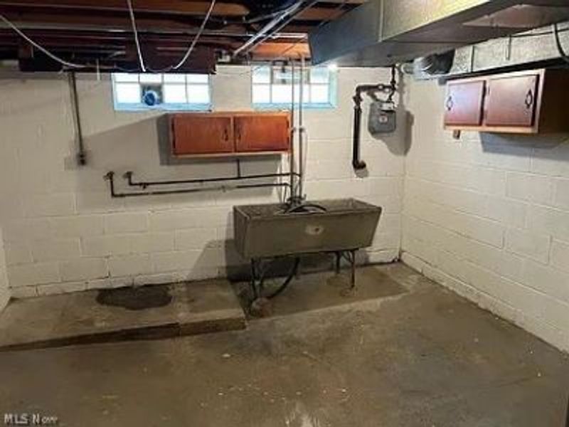 4133 Eastwood Lane, Warrensville Heights, OH 44122 Photo 10