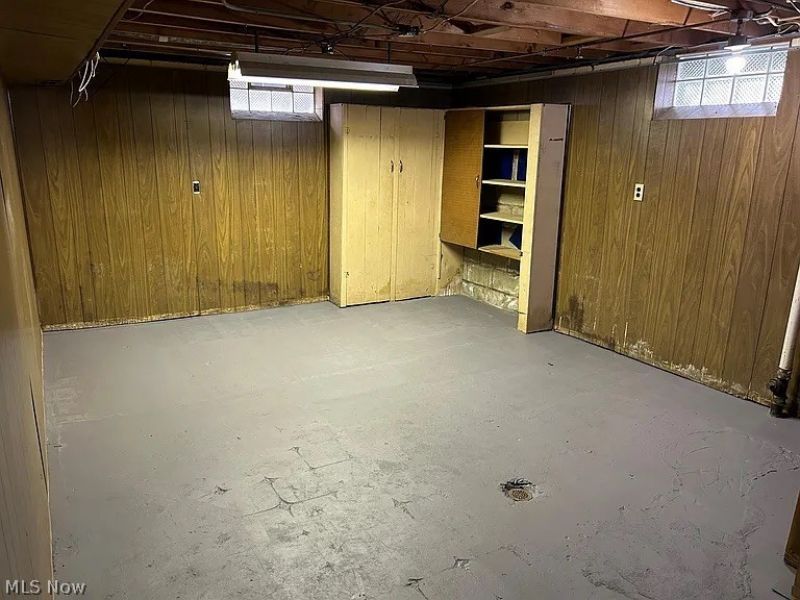 4133 Eastwood Lane, Warrensville Heights, OH 44122 Photo 12