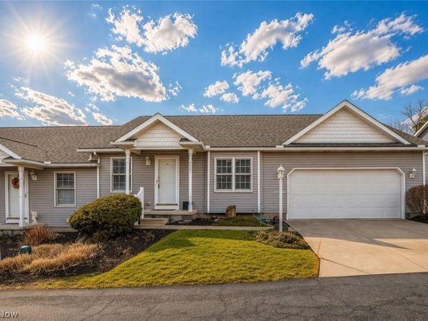 3301 Sumser Street NW, North Canton, OH 44720