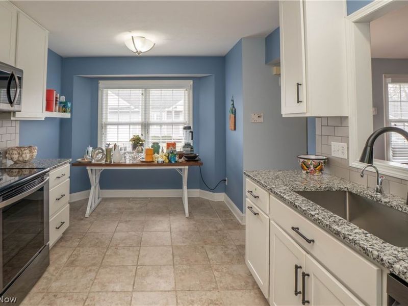 3301 Sumser Street NW, North Canton, OH 44720 Photo 11