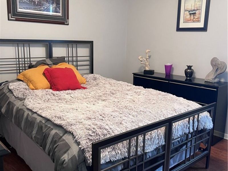 919 Chelsea Drive, Dover, OH 44622 Photo 13