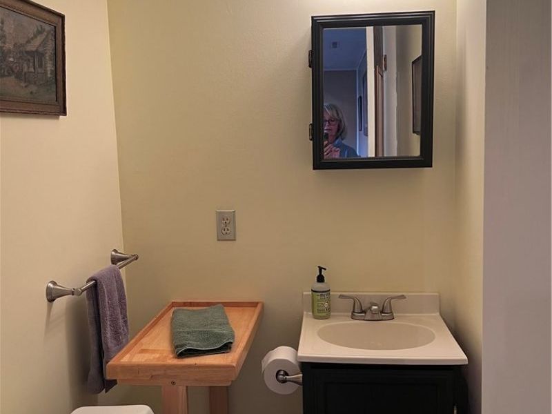 919 Chelsea Drive, Dover, OH 44622 Photo 17