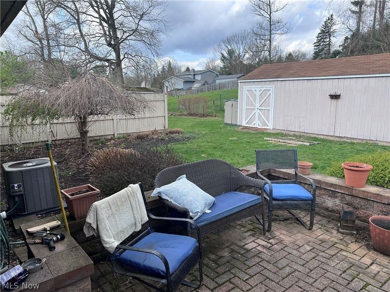 919 Chelsea Drive, Dover, OH 44622 Photo 19