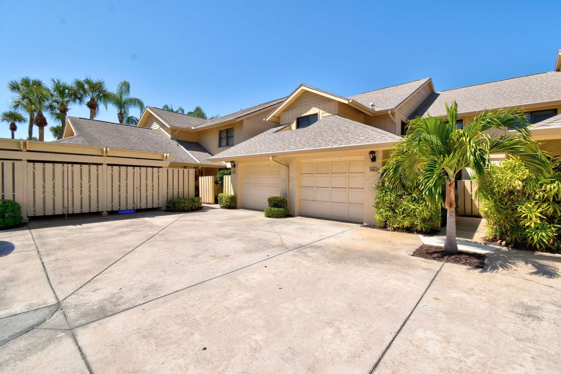 17081 Waterbend Drive, Unit 128, Jupiter, FL 33477 Photo