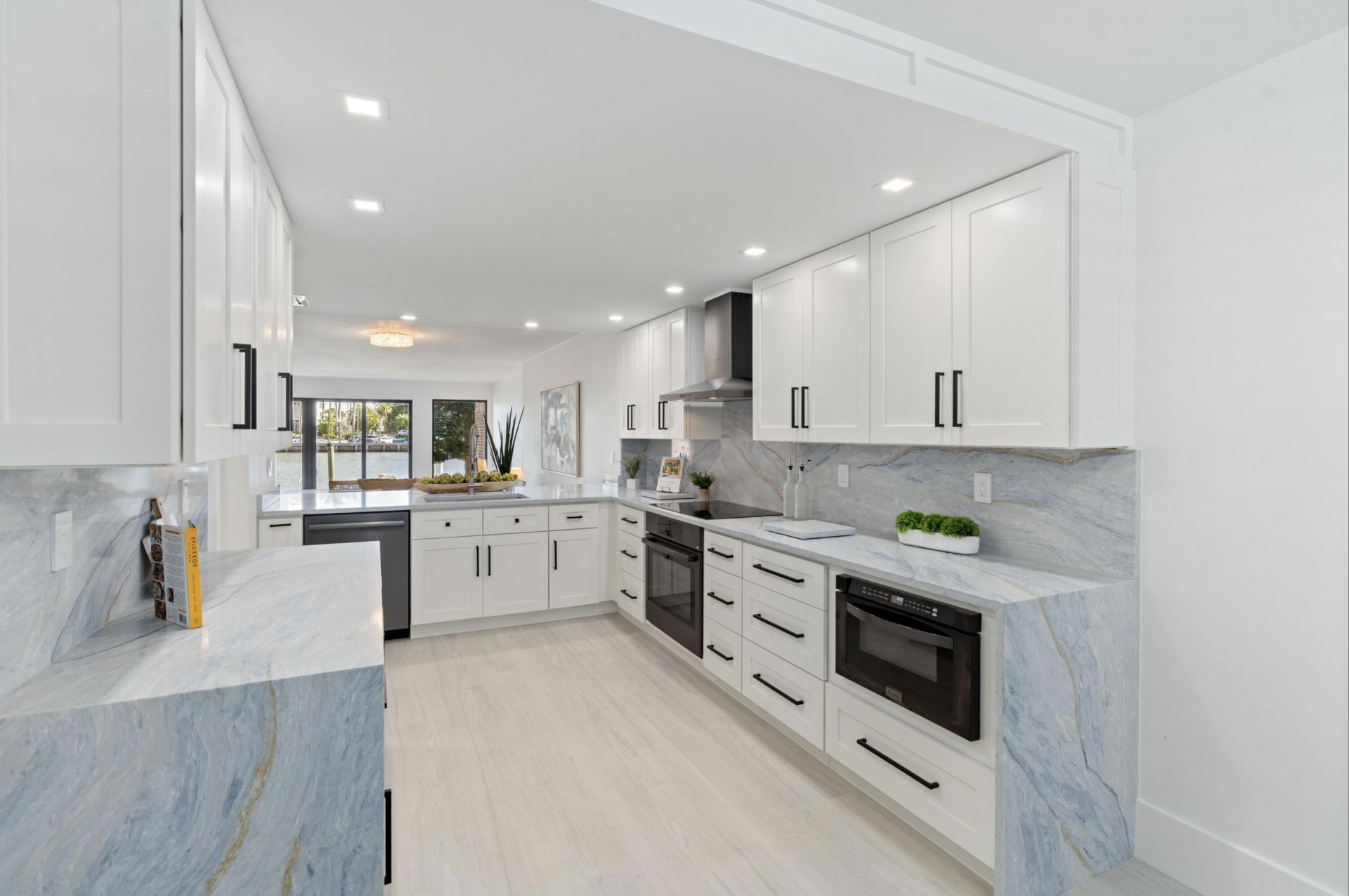 1800 S Ocean Drive, Fort Lauderdale, FL 33316 Photo