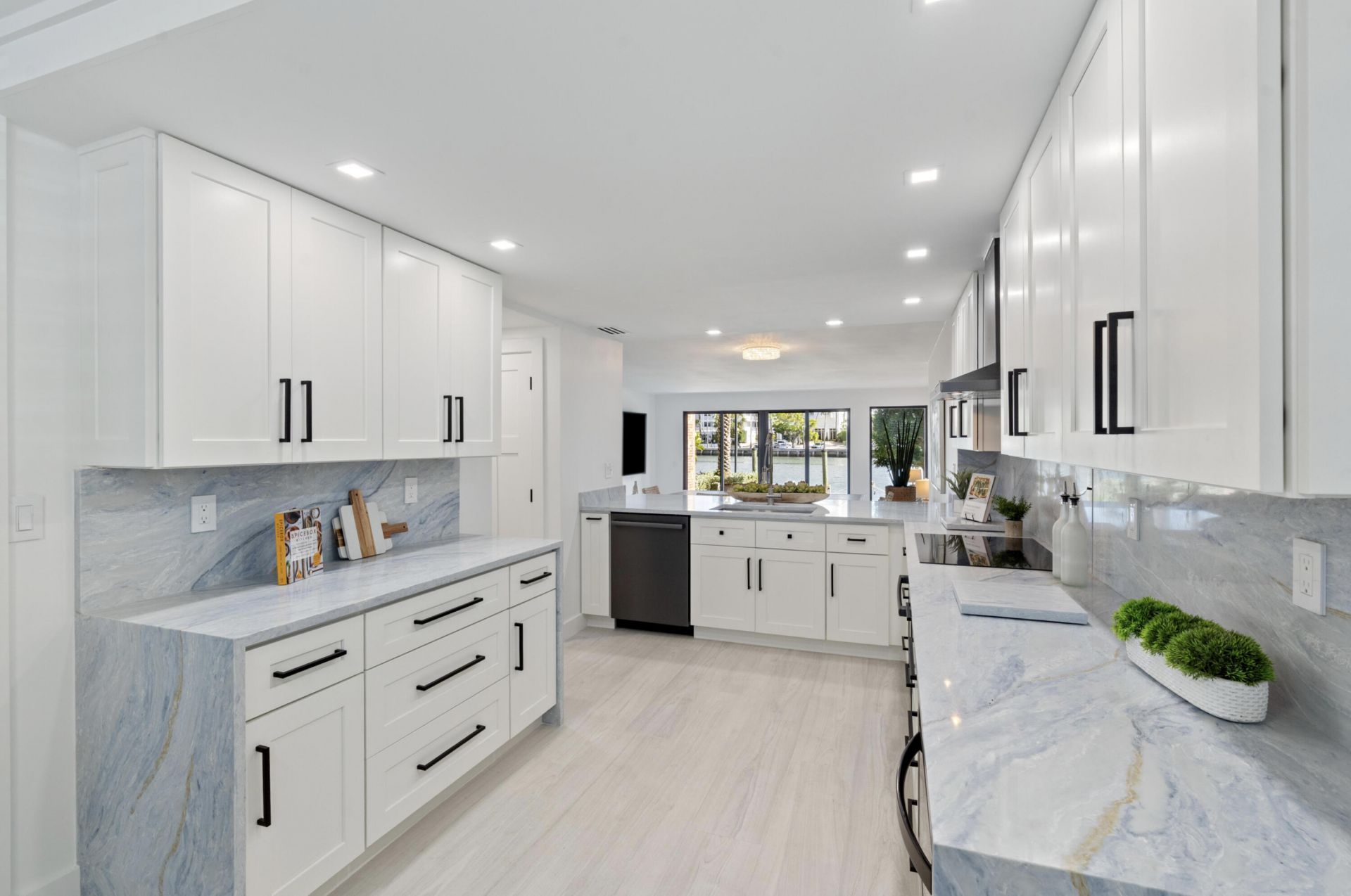 1800 S Ocean Drive, Fort Lauderdale, FL 33316 Photo