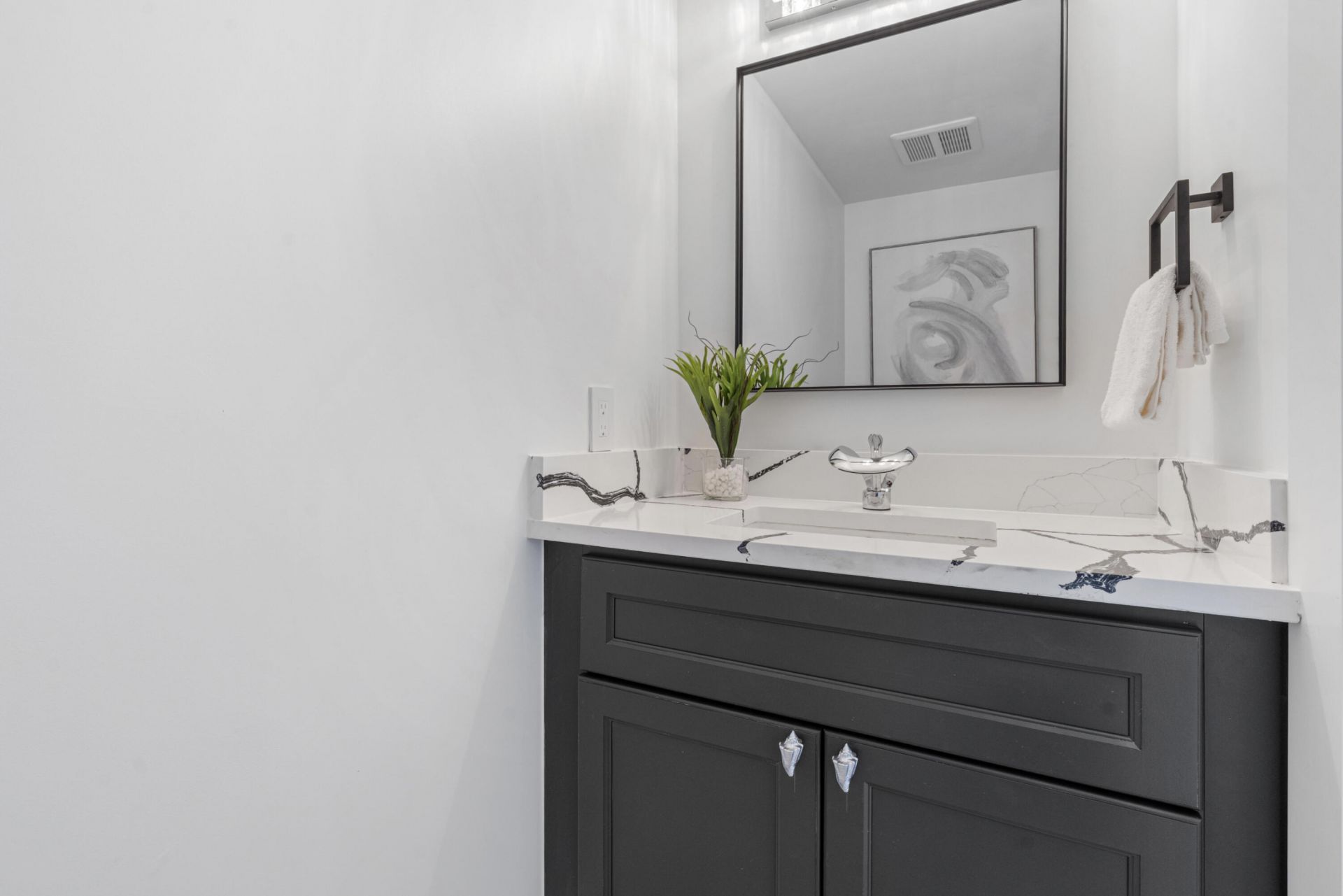 1800 S Ocean Drive, Fort Lauderdale, FL 33316 Photo