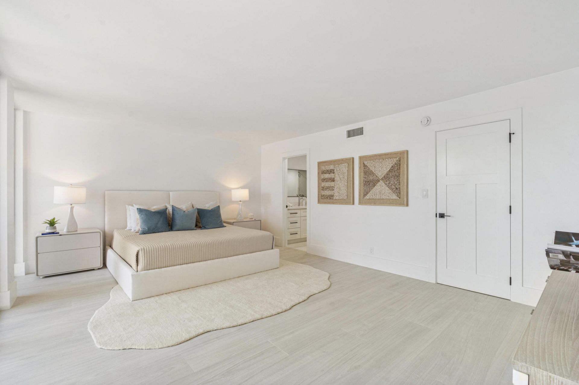 1800 S Ocean Drive, Fort Lauderdale, FL 33316 Photo