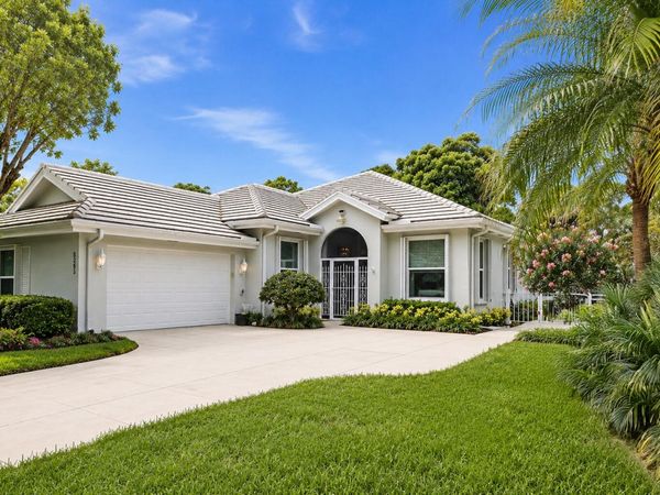 5263 SE Sweetbrier Terrace, Hobe Sound, FL 33455