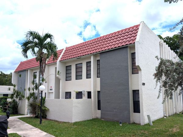 3199 Coral Hills Drive, Unit 2, Coral Springs, FL 33065