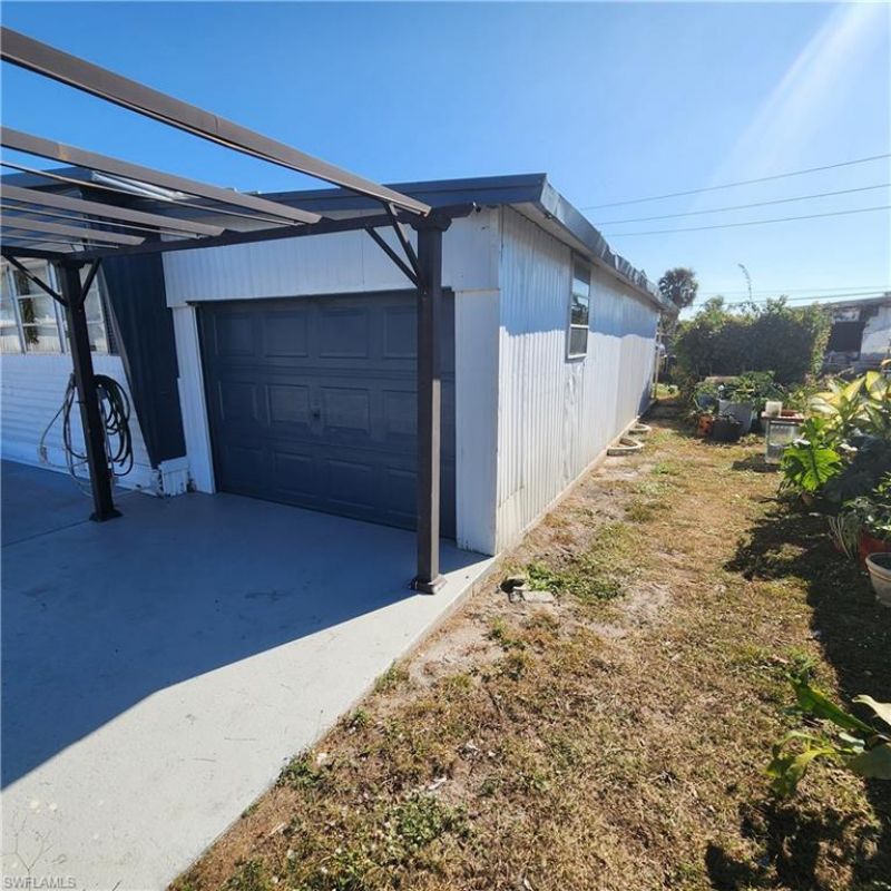 110 Gaslight Ave , North Fort Myers, FL 33917 Photo