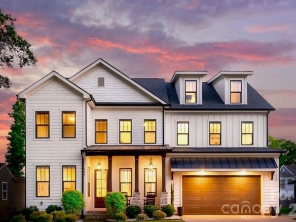 344 Melbourne Court , Charlotte, NC 28209