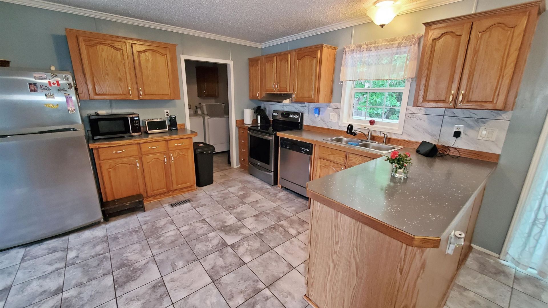 1089 Weslin Creek Dr. Photo 14