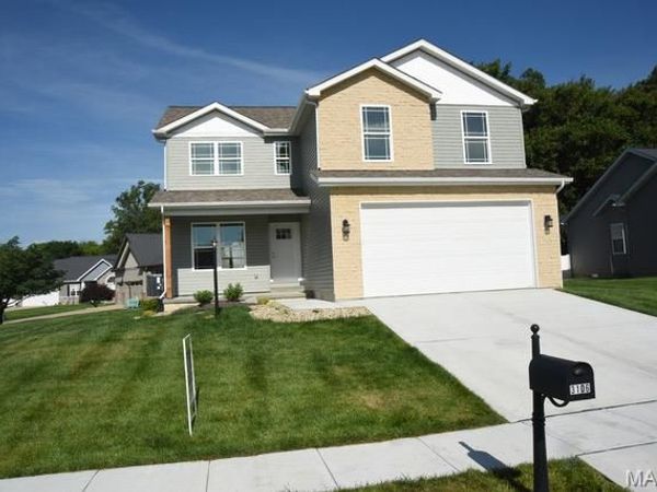 3160 Birmingham Drive, Glen Carbon, IL 62034