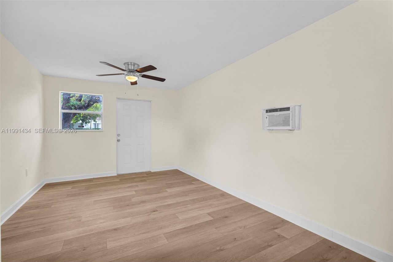 299 NW 43rd St, Unit 1, Miami, FL 33127 Photo