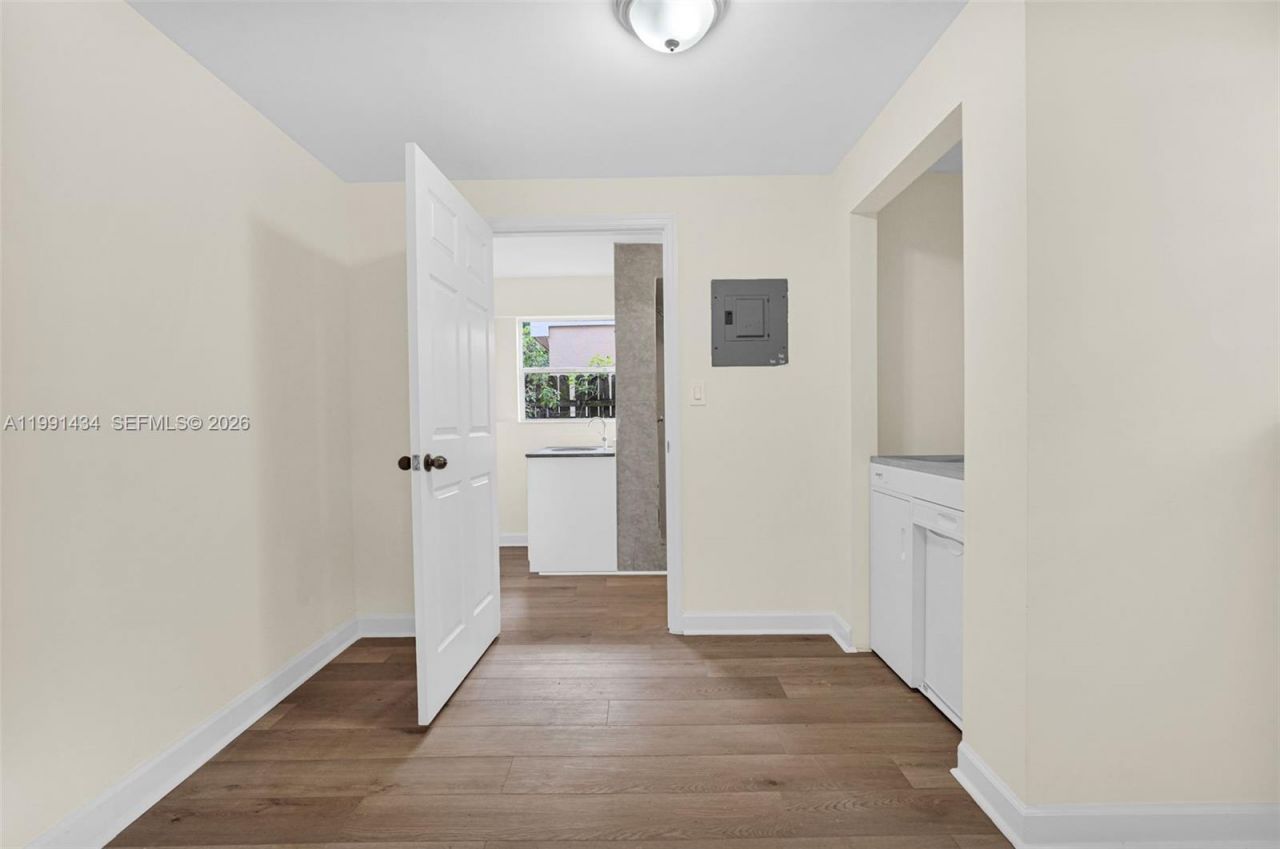 299 NW 43rd St, Unit 1, Miami, FL 33127 Photo