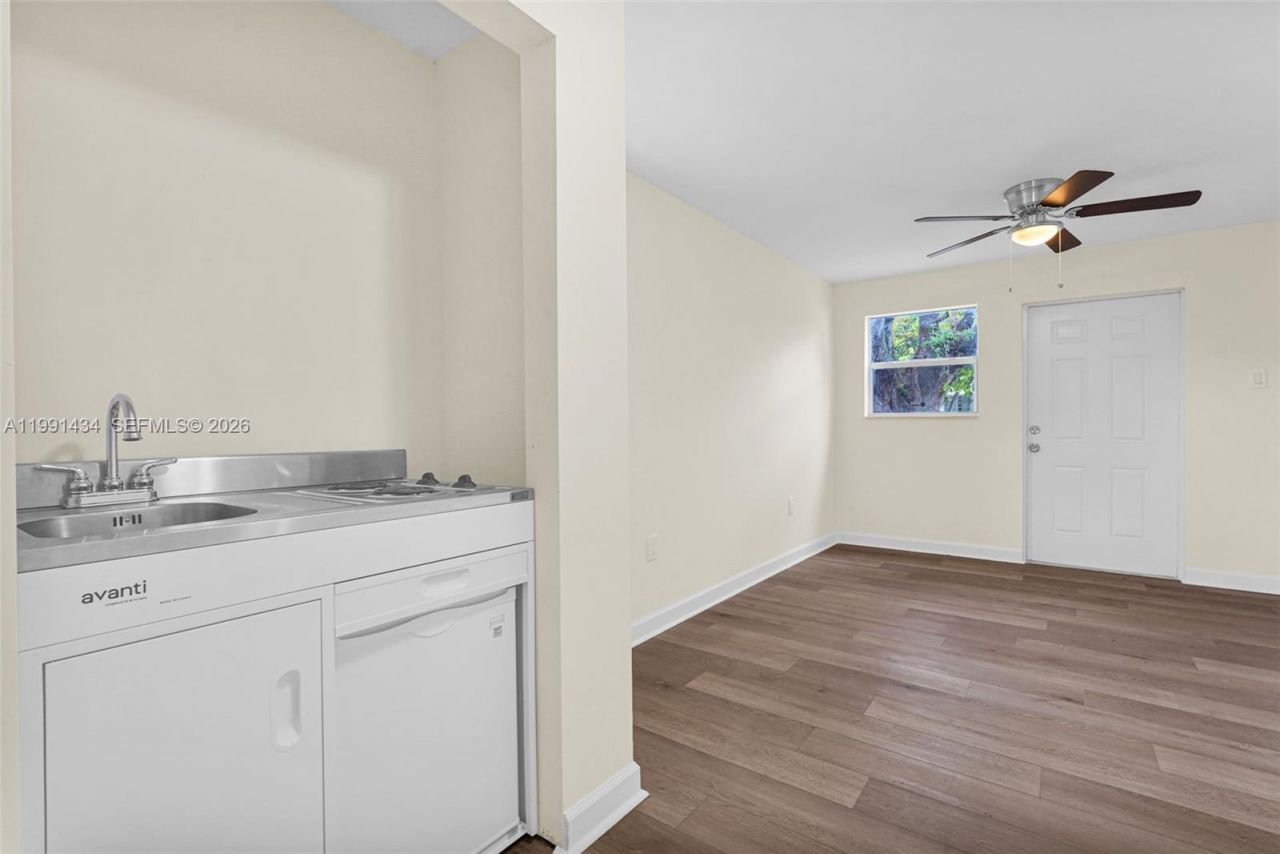 299 NW 43rd St, Unit 1, Miami, FL 33127 Photo