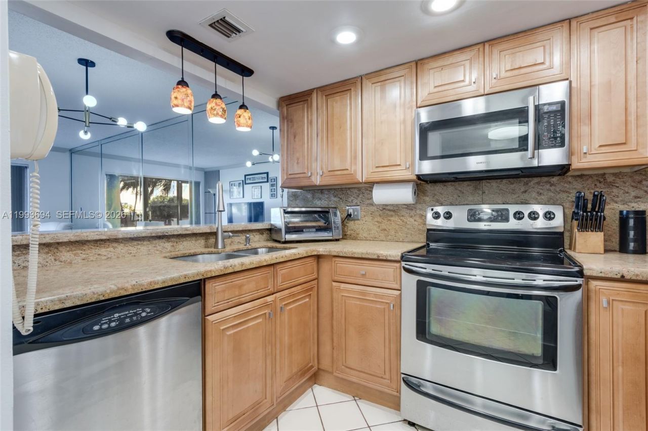 1201 S Ocean Dr, Unit 104N, Hollywood, FL 33019 Photo