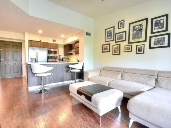 4440 NW 107th Ave, Unit 306-7, Doral, FL 33178