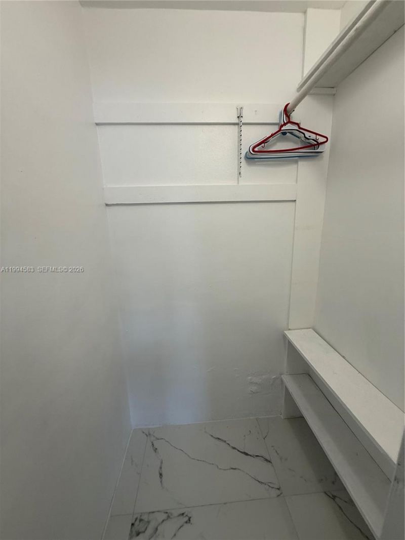 1230 North Dr, Unit Studio, Miami, FL 33179 Photo