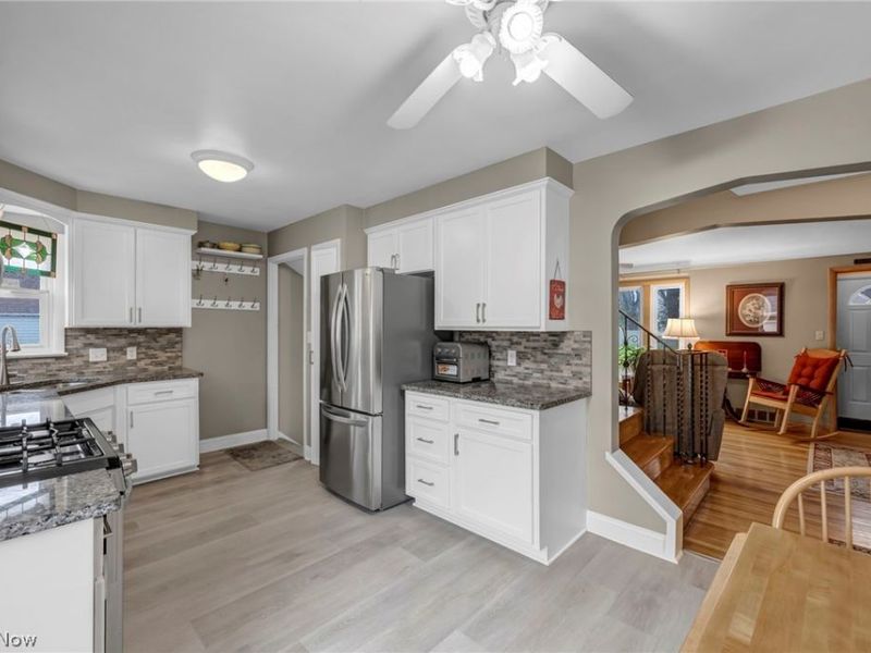 174 E 286th Street, Willowick, OH 44095 Photo 14