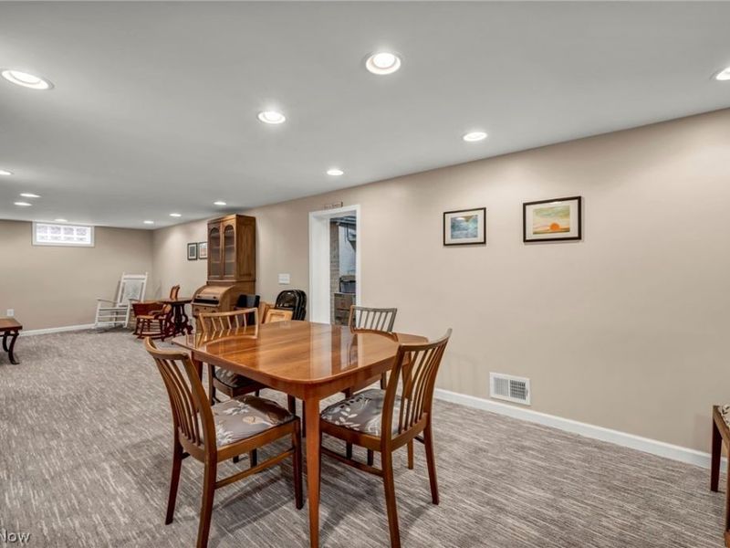 174 E 286th Street, Willowick, OH 44095 Photo 35