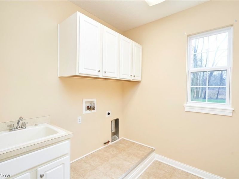 4355 Willow Wood Way, Uniontown, OH 44685 Photo 14