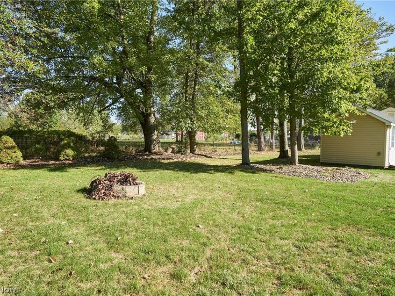 4355 Willow Wood Way, Uniontown, OH 44685 Photo 30