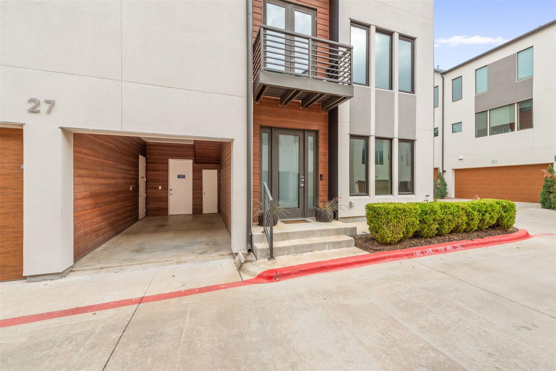 3100 Menchaca Rd, Unit 27, Austin, TX 78704 Main Photo