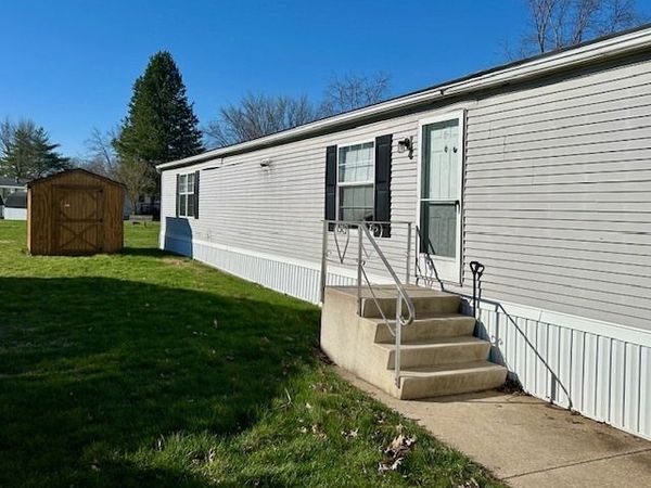 2040 Constitution Avenue , Urbana, IL 61802