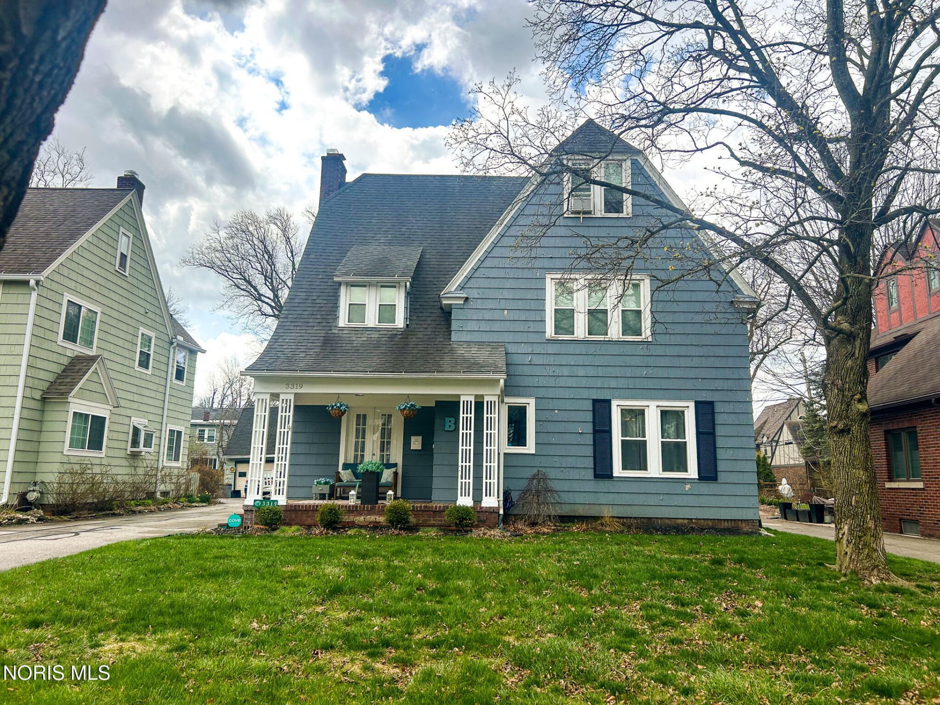 3319 Darlington Road, Ottawa Hills, OH 43606 Main Photo