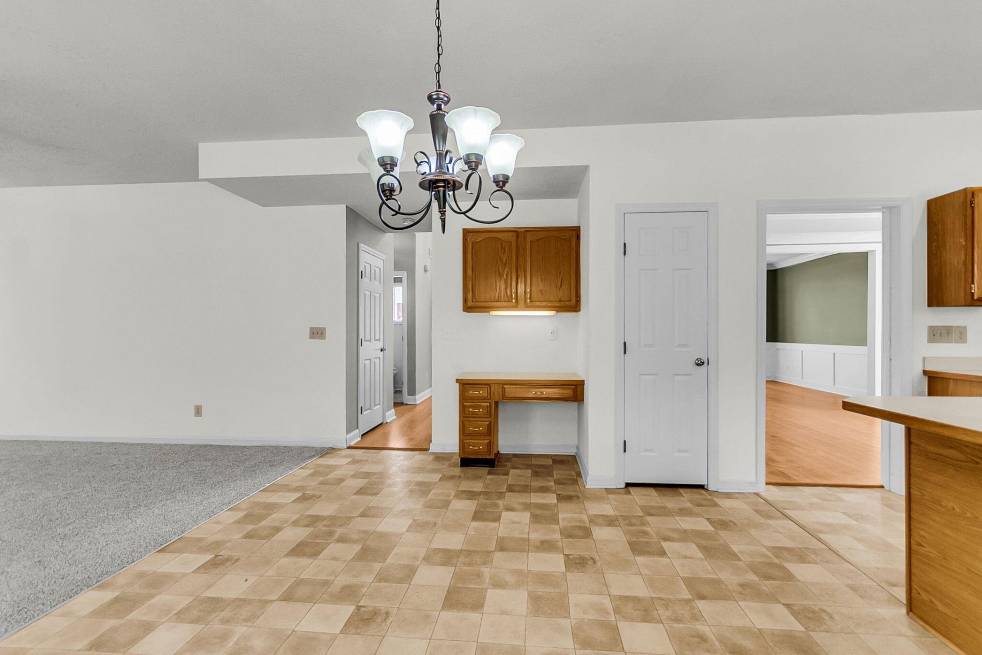 113 Waddington Trace Photo 24