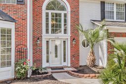 113 Waddington Trace photo 4