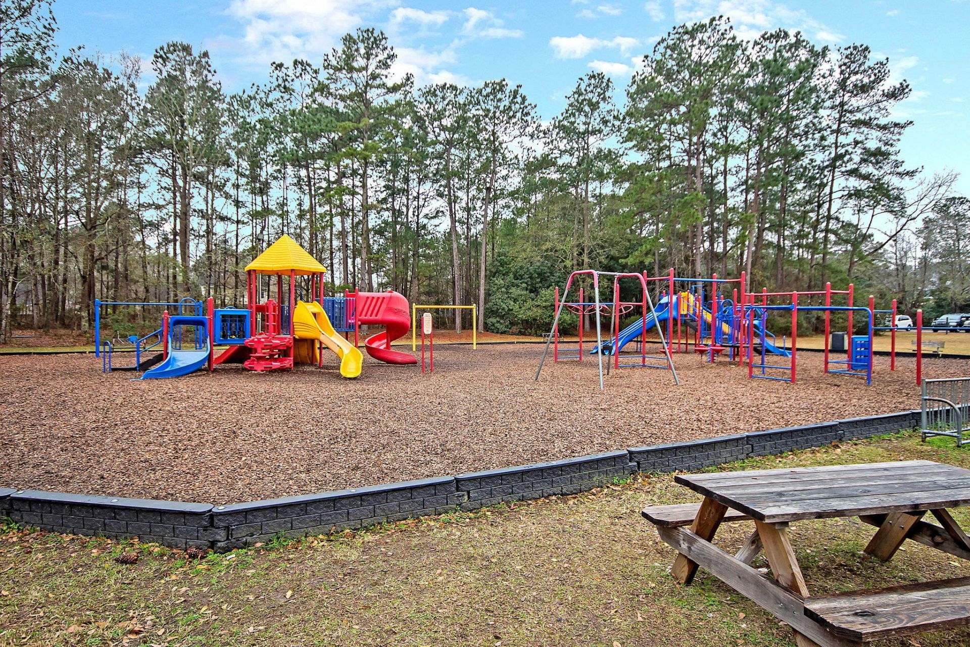 113 Waddington Trace Photo 59