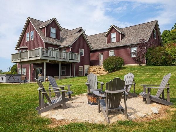 1 Eagle Lane, GALENA, IL 61036