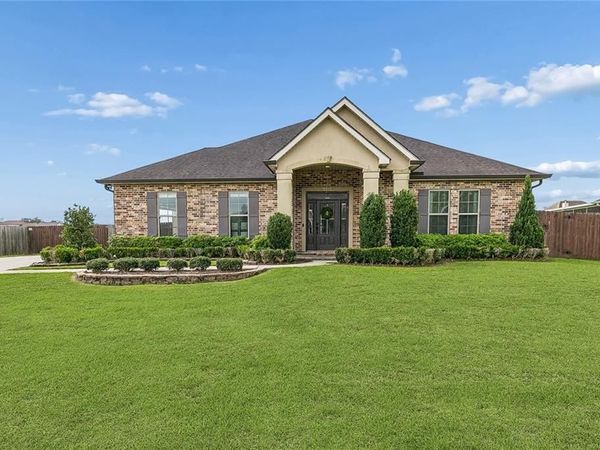 9515 CATALPA Loop, Waggaman, LA 70094
